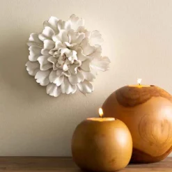 Ceramic Wall Flowers, 6" - Gold-Rimmed White