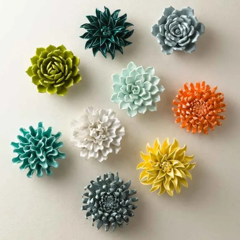 Ceramic Wall Flowers, 6" - Gold-Rimmed White
