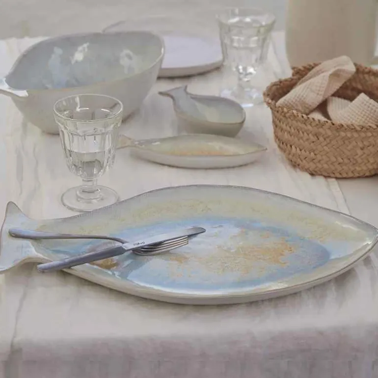 Dori Dourada 17" Serving Dish (nacar)