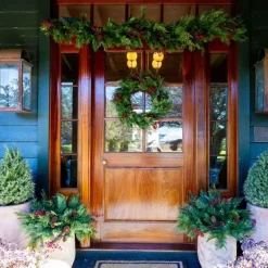 9' Dual Color LED In/Out Plug In Mixed Cedar Garland