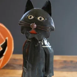 Iron Black Cat Holding Pumpkin