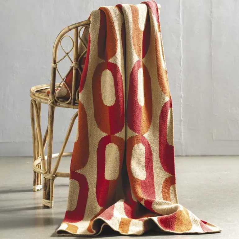 Mid-Century Modern Knitted Throw - Lava