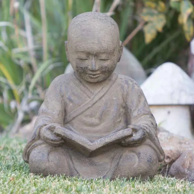 Reading Shaolin Monk Statue